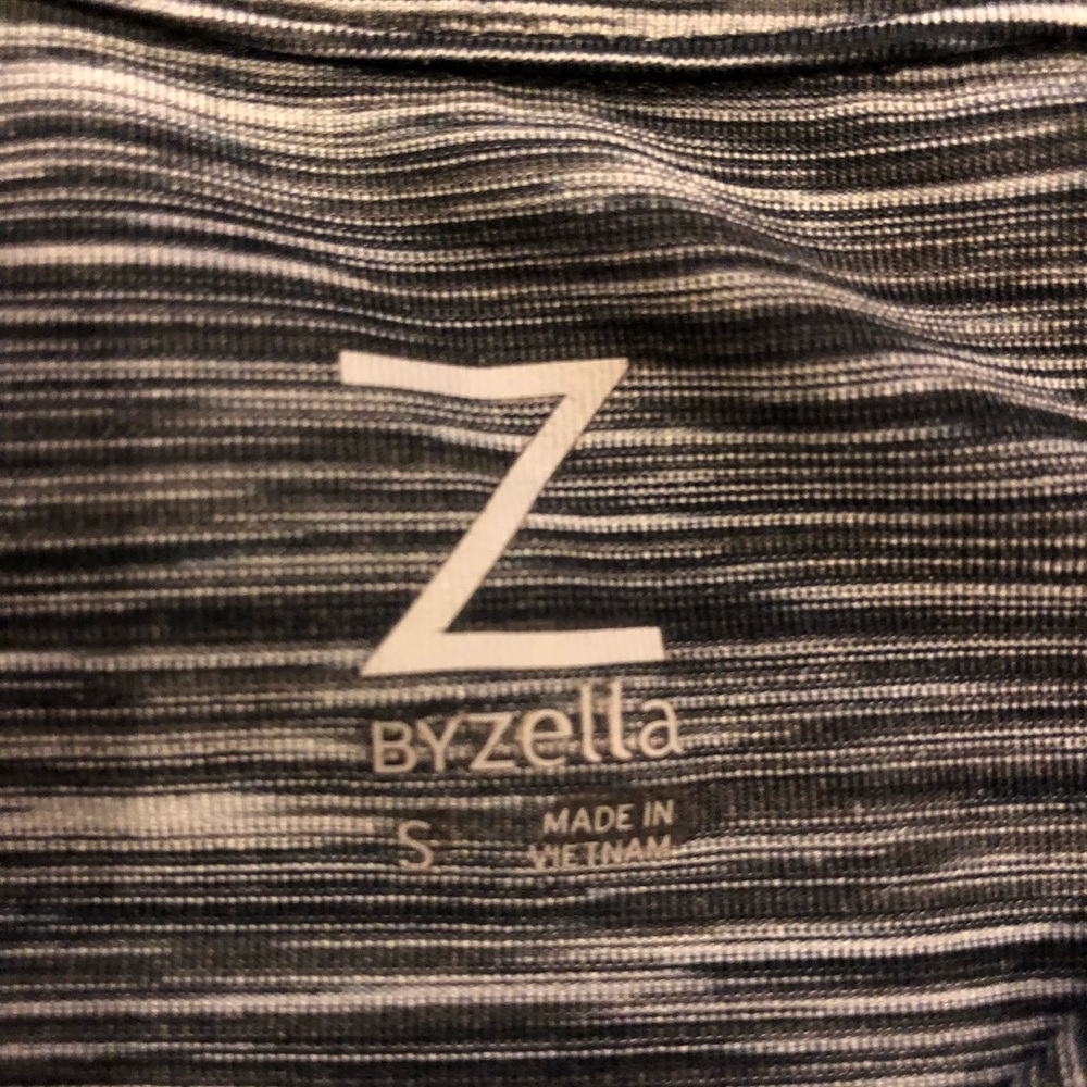 Zella Zip Up - Picture 5 of 5